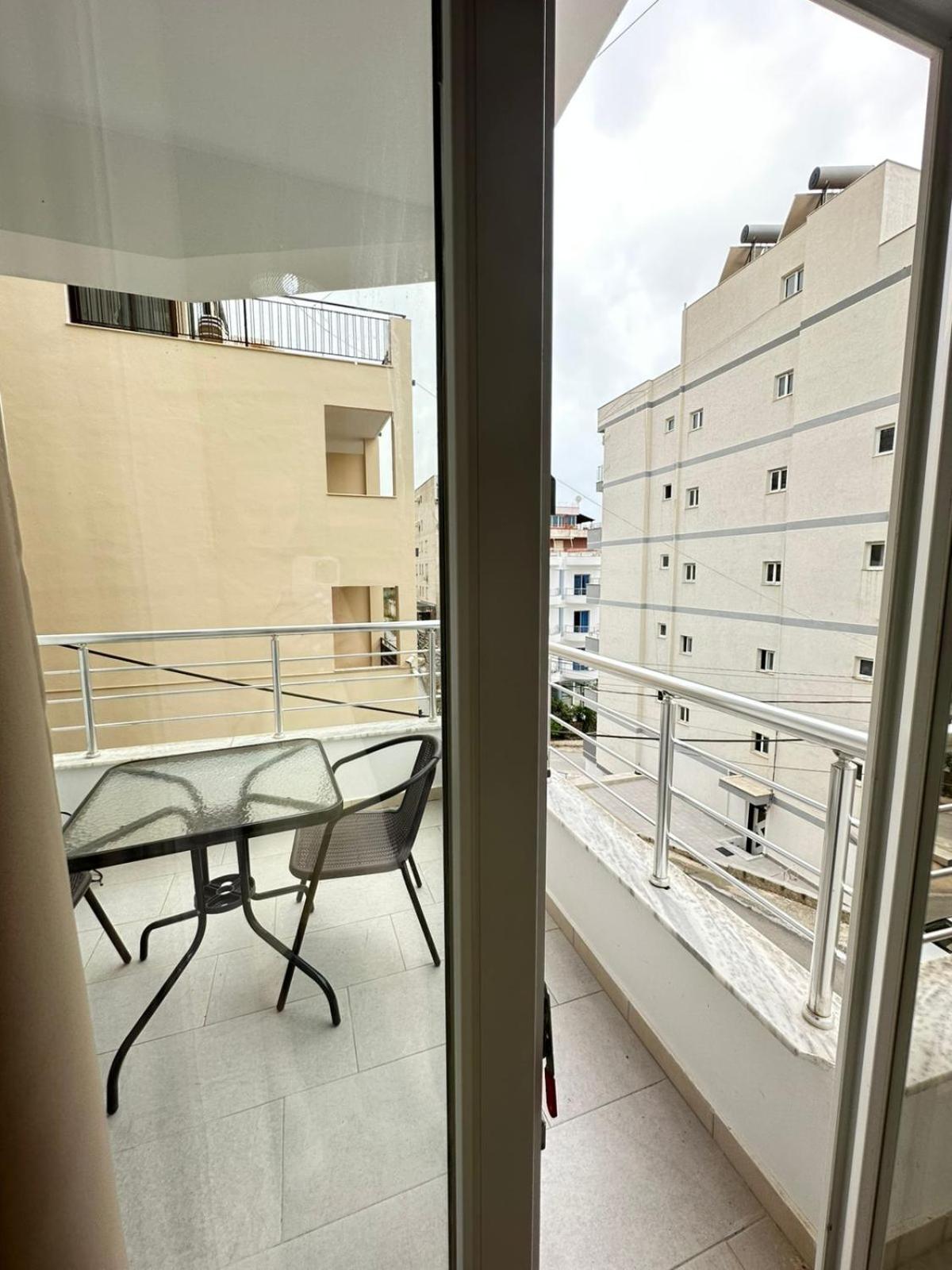 Saranda Apartments Esterno foto