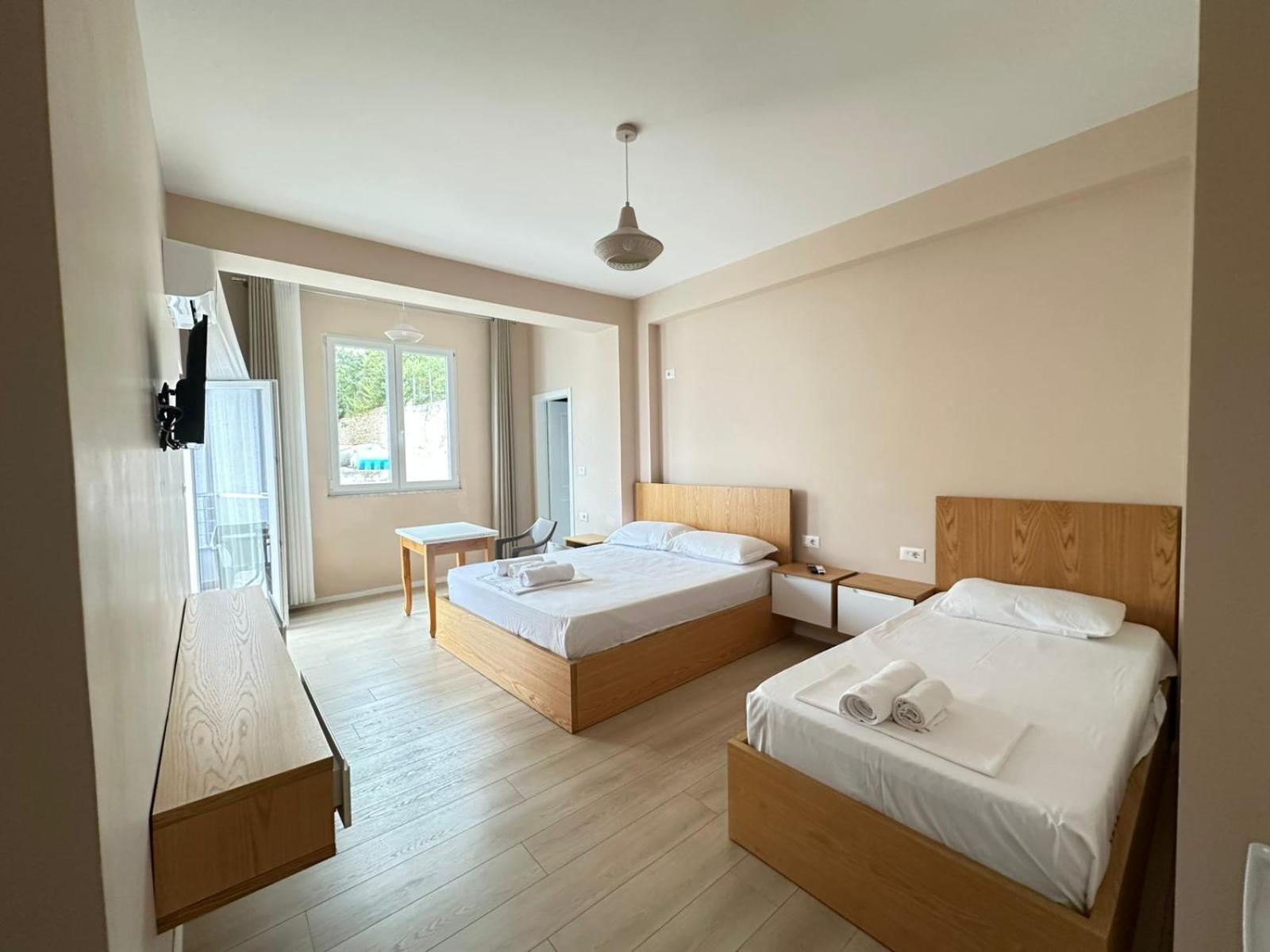 Saranda Apartments Esterno foto
