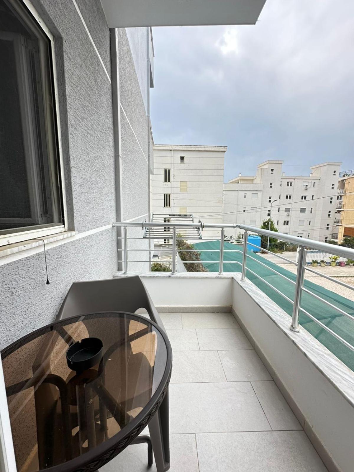 Saranda Apartments Esterno foto
